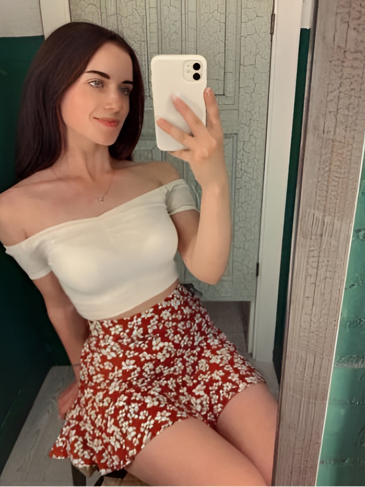 Фатима привлекательная девушка из Тольятти цена от 5000 руб